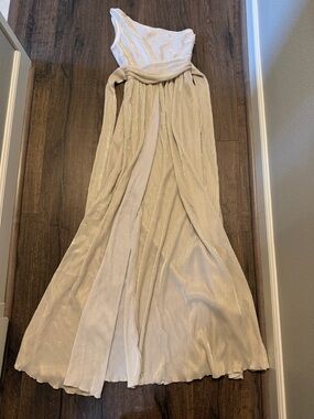 Lucy in the Sky Cream Maxi Dress with Subtle Sheen